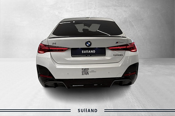 BMW i4 4 of 20