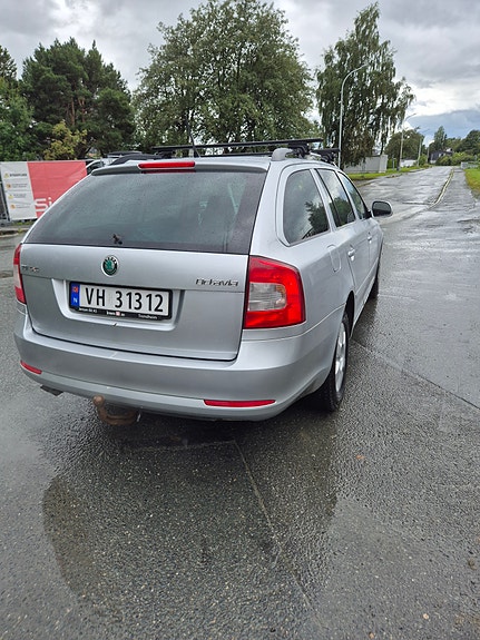 Skoda Octavia 6 of 18