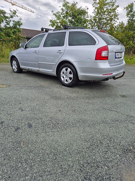 Skoda Octavia 4 of 18