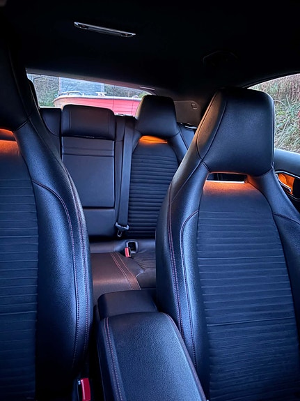 Mercedes-Benz A180 d 11 of 15