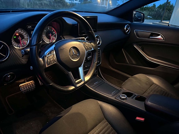 Mercedes-Benz A180 d 15 of 15
