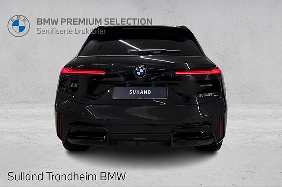 BMW iX 4 of 27