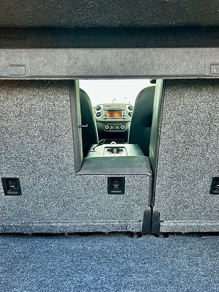 Volkswagen Tiguan 14 of 17