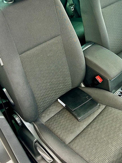 Volkswagen Tiguan 12 of 17