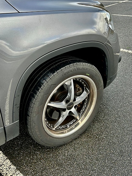 Volkswagen Tiguan 6 of 17