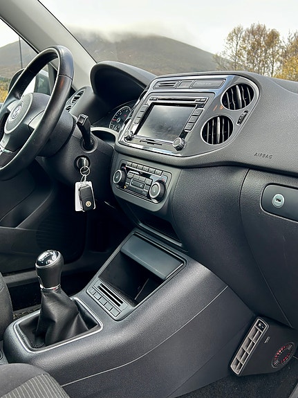 Volkswagen Tiguan 9 of 17