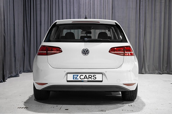 Volkswagen e-Golf VII 5 of 30