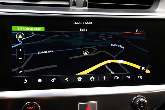 Jaguar I-PACE 19 of 24