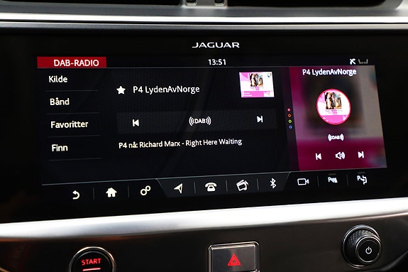 Jaguar I-PACE 20 of 24