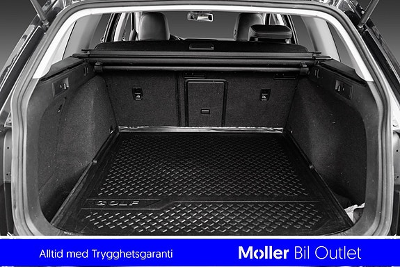 Volkswagen Golf Alltrack 17 of 20