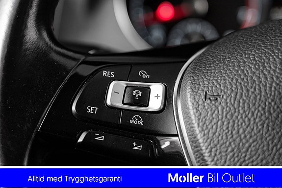 Volkswagen Golf Alltrack 10 of 20
