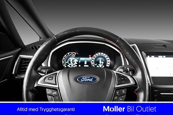 Ford S-MAX 9 of 19