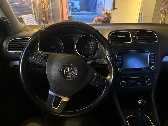 Volkswagen Golf VI 2 of 21