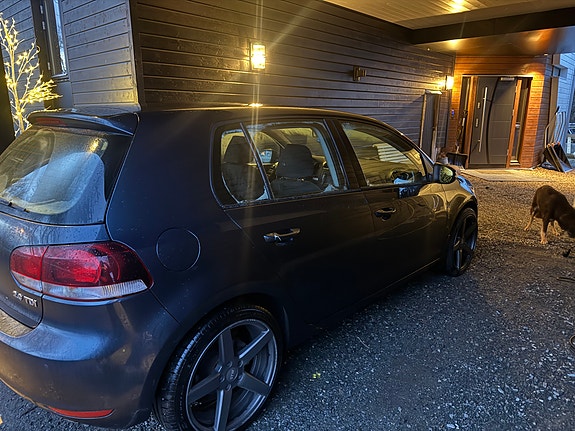 Volkswagen Golf VI 18 of 21