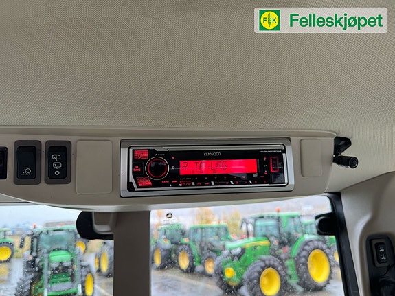 John Deere 6120M 10 of 12