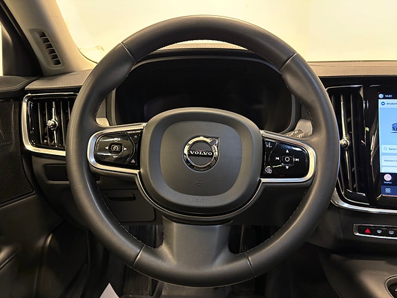 Volvo V90 17 of 30