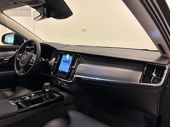 Volvo V90 14 of 30