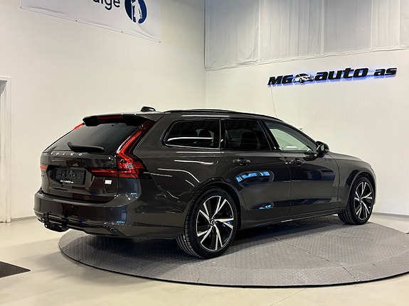 Volvo V90 4 of 30