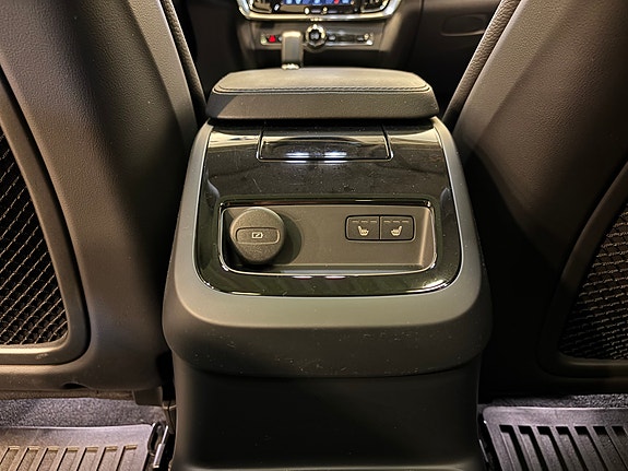 Volvo V90 29 of 30