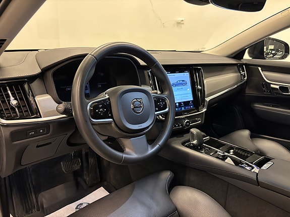 Volvo V90 12 of 30
