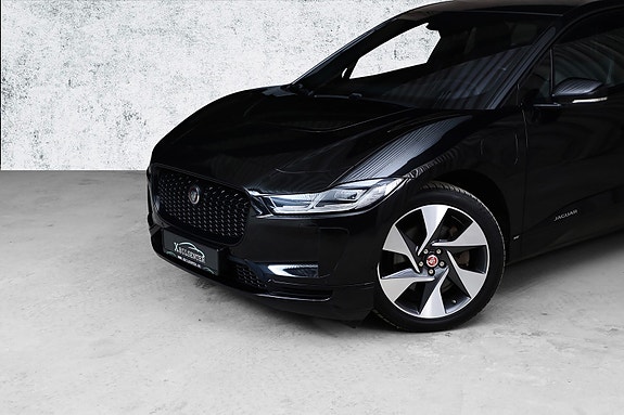 Jaguar I-PACE 3 of 27