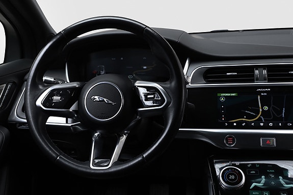 Jaguar I-PACE 16 of 27