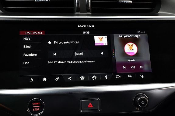 Jaguar I-PACE 21 of 27