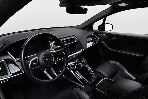 Jaguar I-PACE 9 of 27