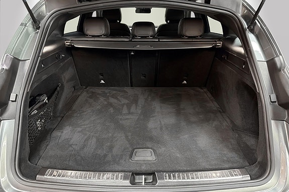 Mercedes-Benz EQC400 5 of 30