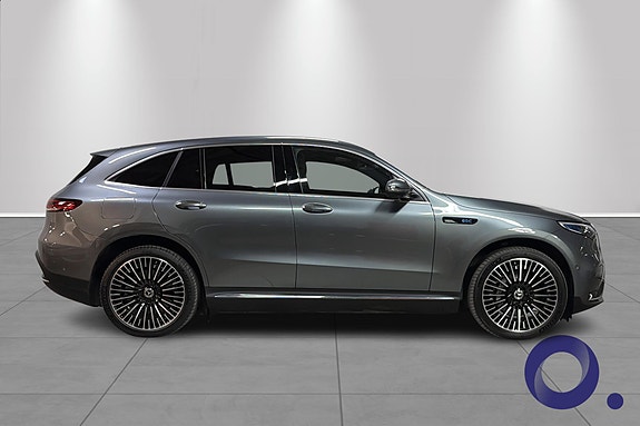 Mercedes-Benz EQC400 9 of 30
