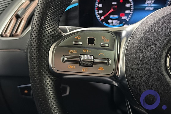 Mercedes-Benz EQC400 21 of 30
