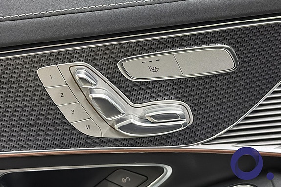 Mercedes-Benz EQC400 15 of 30
