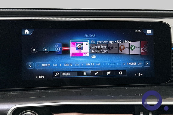 Mercedes-Benz EQC400 26 of 30