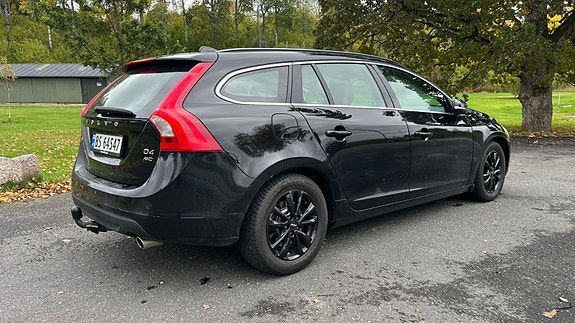 Volvo V60 6 of 16