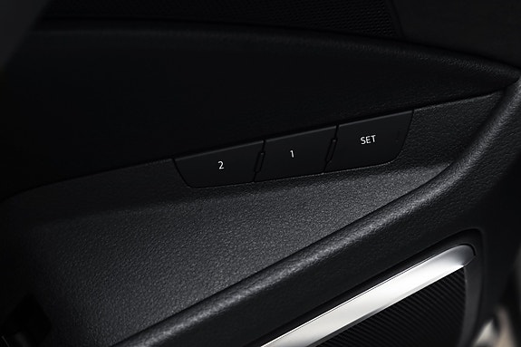 Audi e-tron 22 of 30