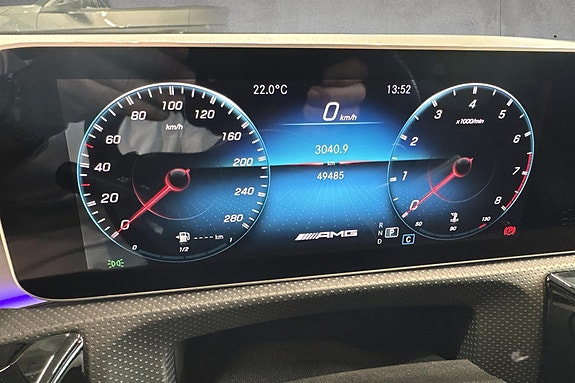 Mercedes-Benz A35 15 of 21