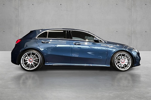Mercedes-Benz A35 4 of 21