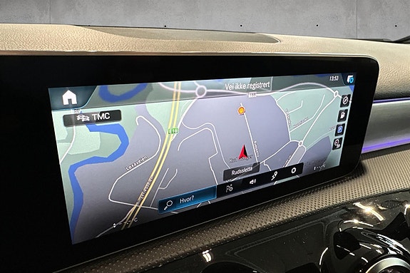 Mercedes-Benz A35 16 of 21