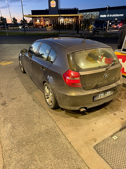 BMW 116d 3 of 6