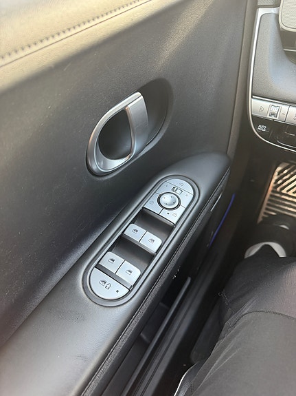 Hyundai Ioniq 5 14 of 29