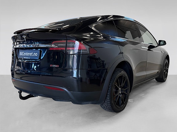 Tesla Model X 6 of 30