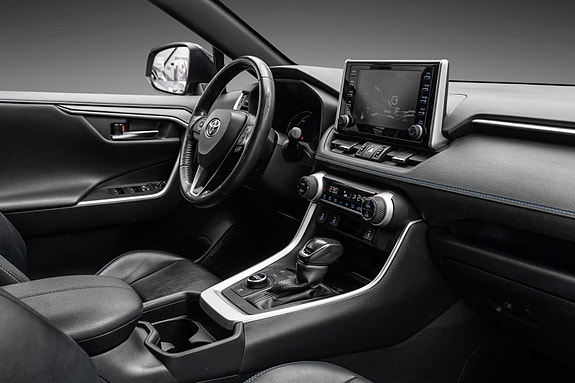 Toyota RAV4 25 of 25