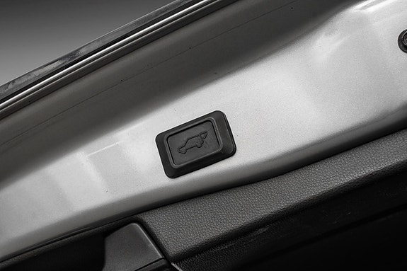 Toyota RAV4 23 of 25