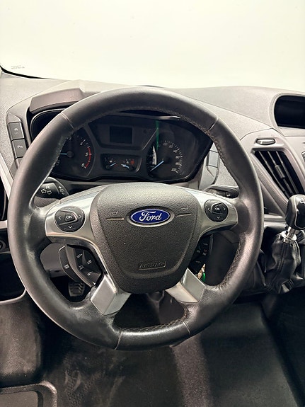 Ford Transit 13 of 21