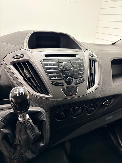 Ford Transit 14 of 21
