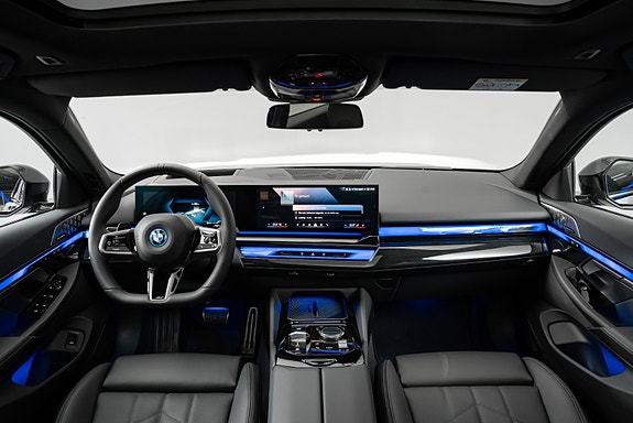 BMW i5 22 of 30