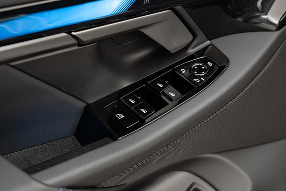 BMW i5 19 of 30
