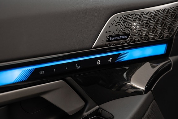 BMW i5 20 of 30
