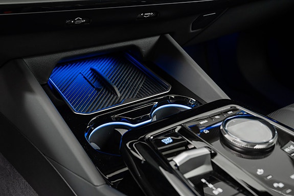 BMW i5 16 of 30