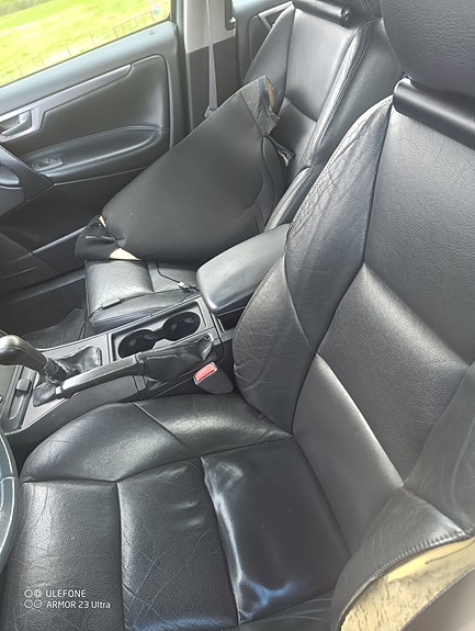 Volvo V70 6 of 9